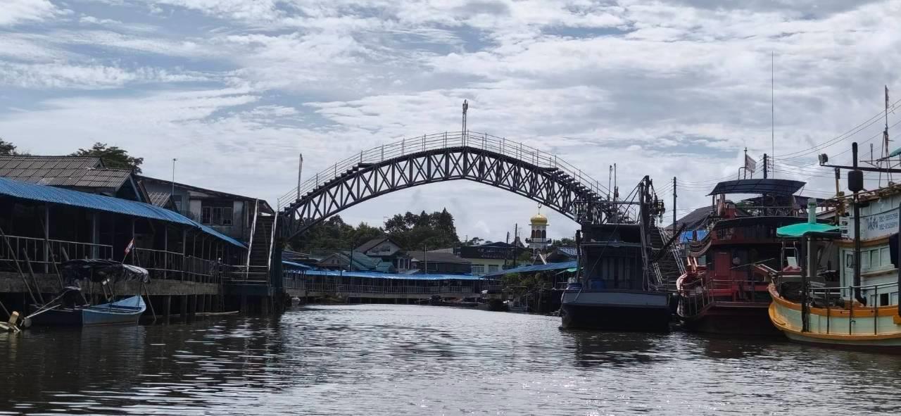 Mangrove & Nipa Craft Village Experience 3