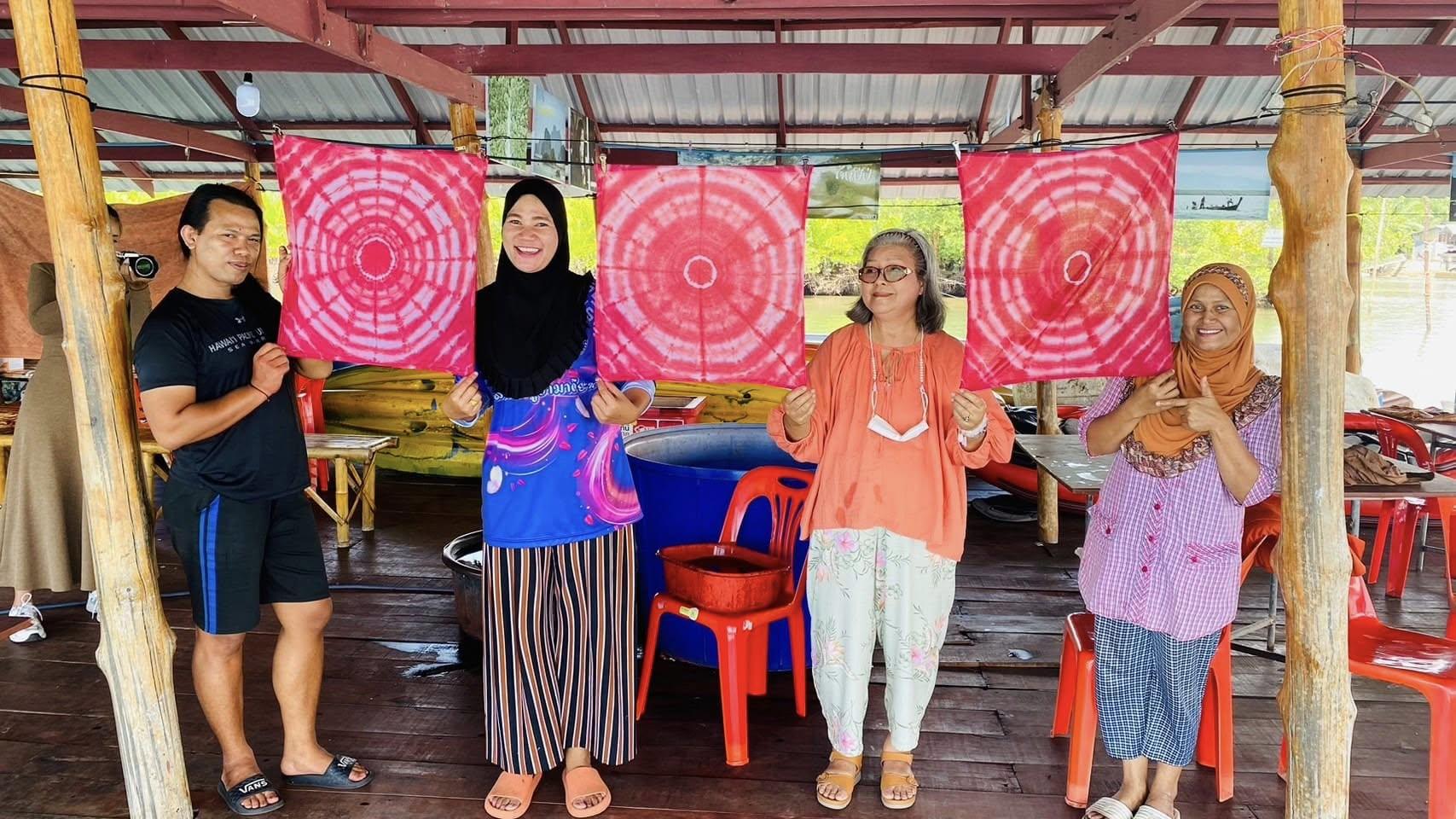 Fishing Village Bay & Craft Experience 2